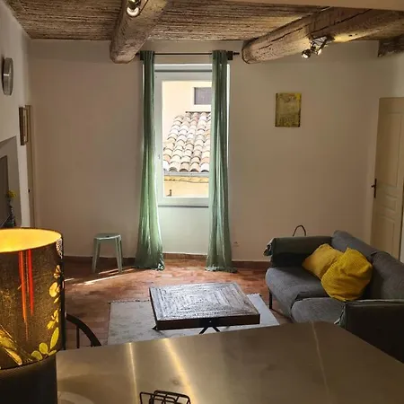 Ferienwohnung Cocon Du Papillon A Lourmarin Exterior foto